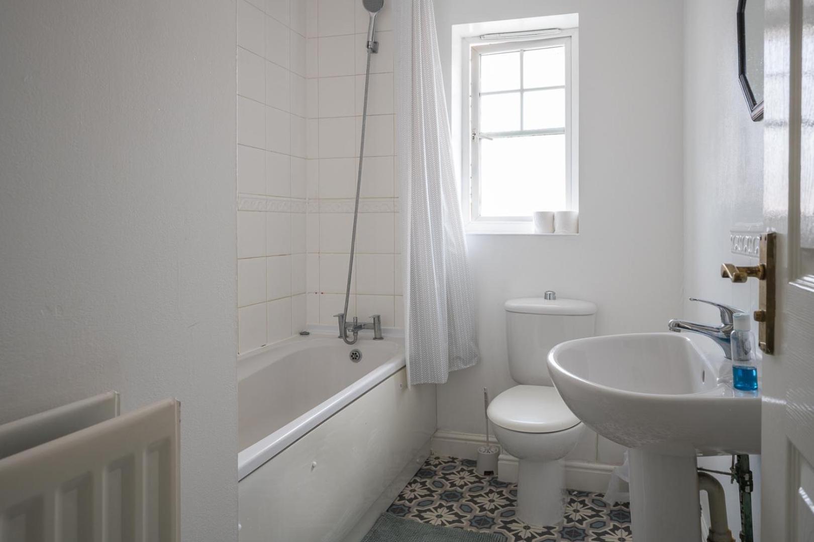 House-Sleeps7-Parking-Garden-Sportschannels Maidstone Exterior foto