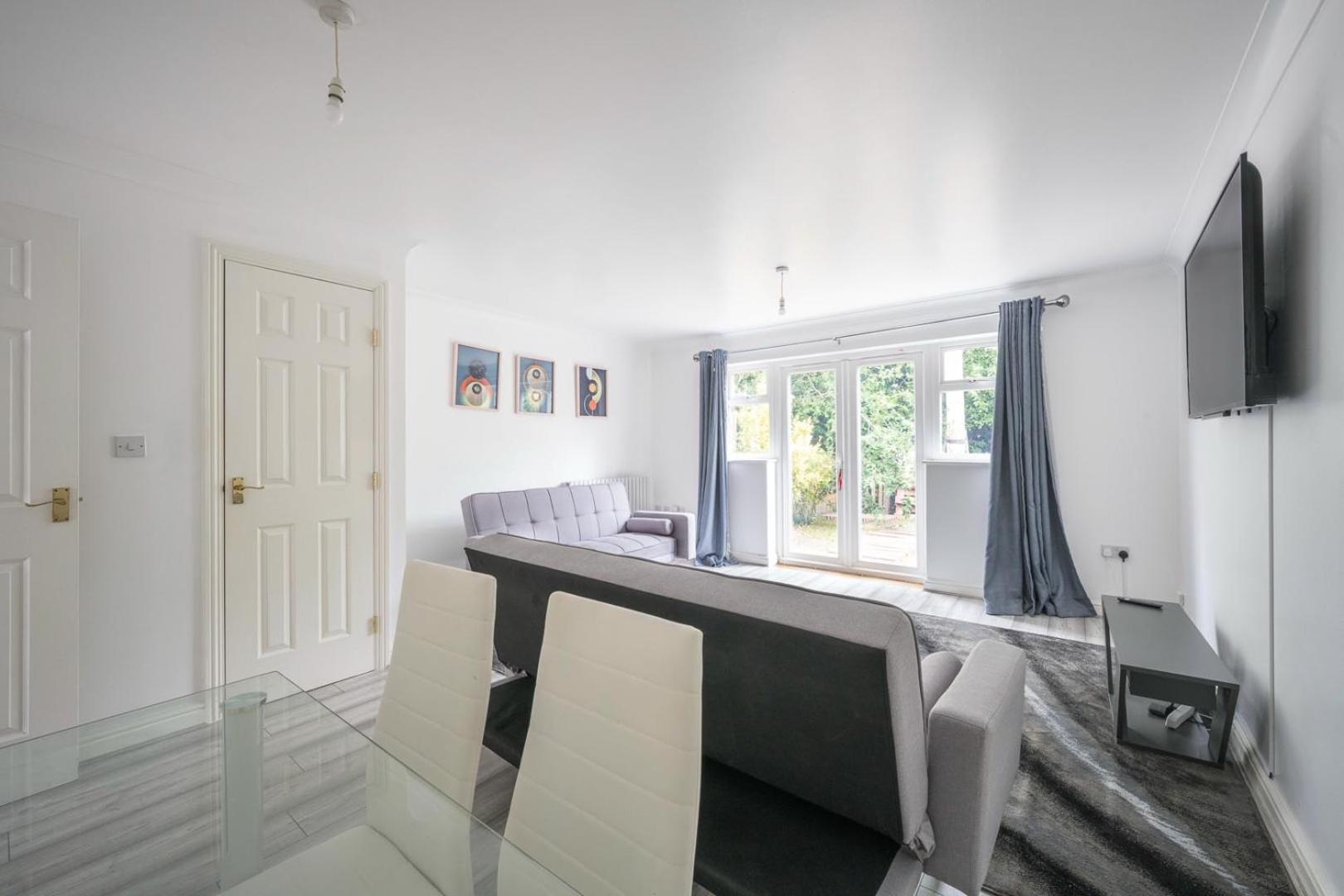 House-Sleeps7-Parking-Garden-Sportschannels Maidstone Exterior foto